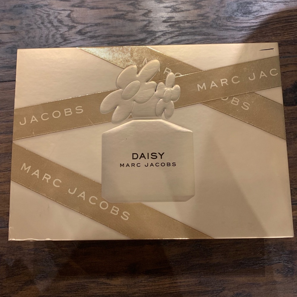 DAISY Marc Jacob set